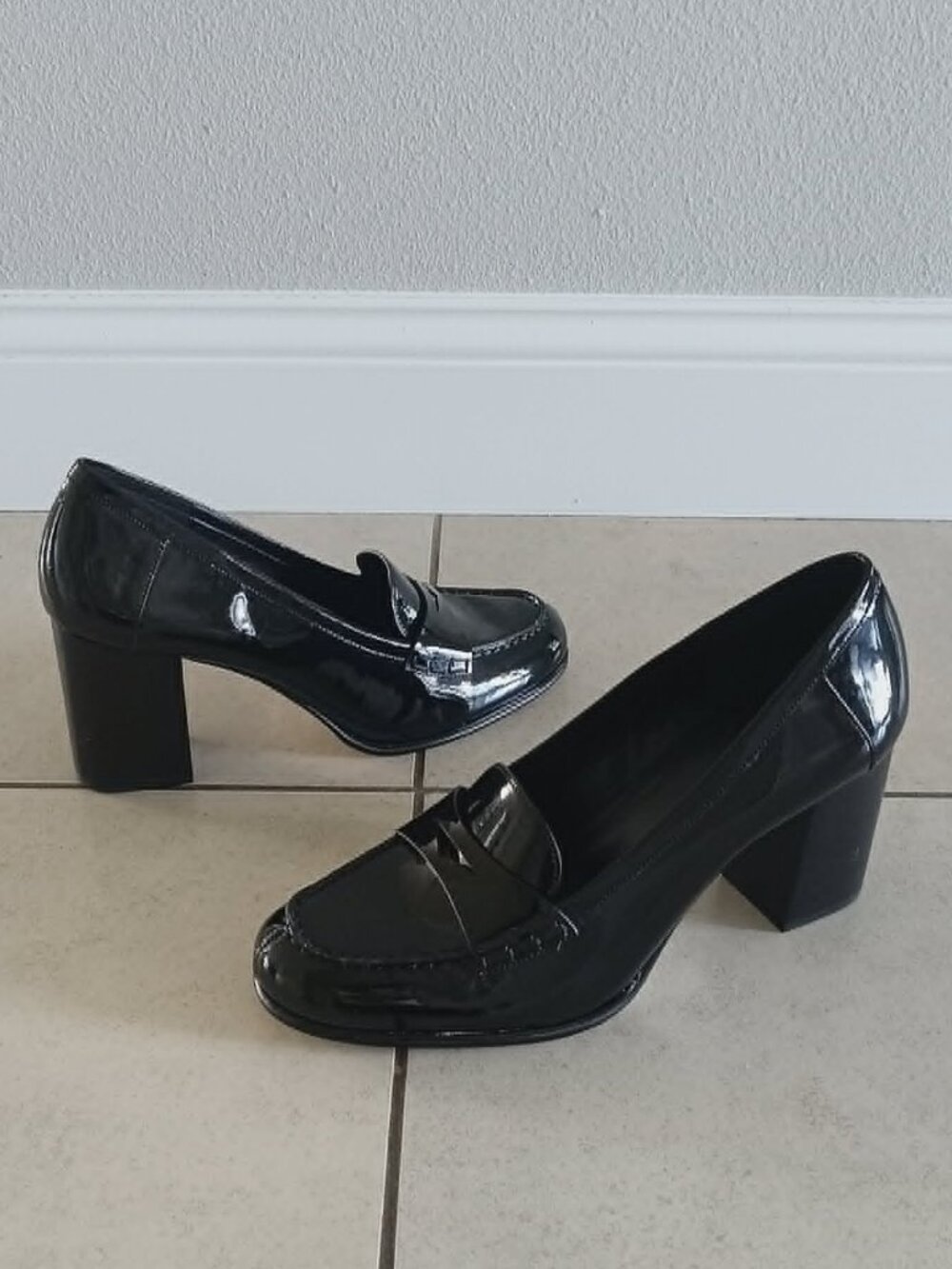 Michael Kors Buchanan Mid Loafers Patent Block Heel